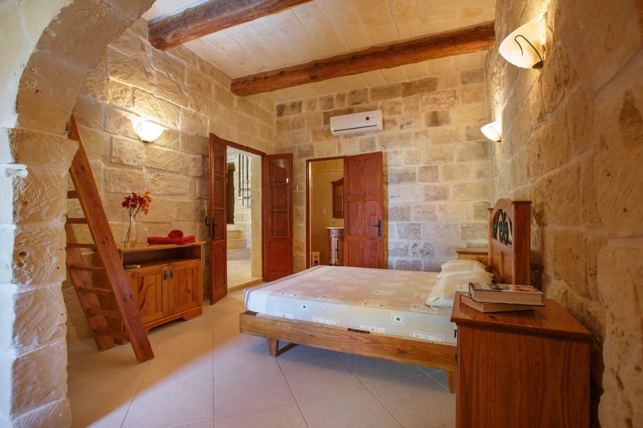 Il-Veduta Holiday Farmhouse With Sunny Private Pool In Island Of Gozo Gharb  Ngoại thất bức ảnh
